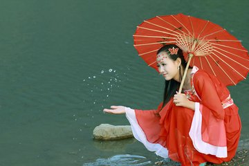 午夜夜宴照片未修改版